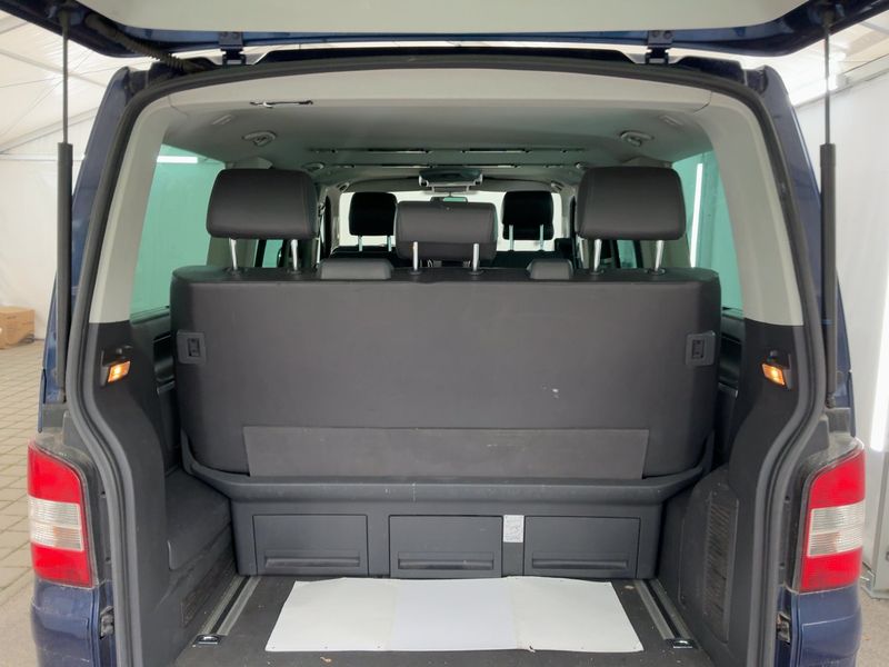 Volkswagen T5 Multivan 2.5 TDI Highline 2009 – снимка 15