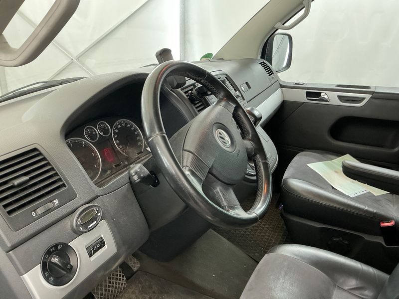 Volkswagen T5 Multivan 2.5 TDI Highline 2009 – снимка 40