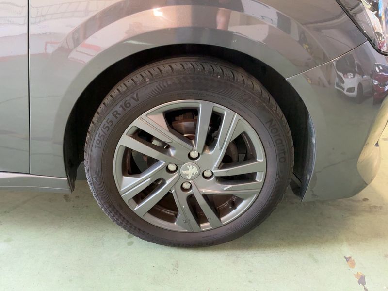 Peugeot 208 1.2 PureTech Active Pack 2022 – снимка 11
