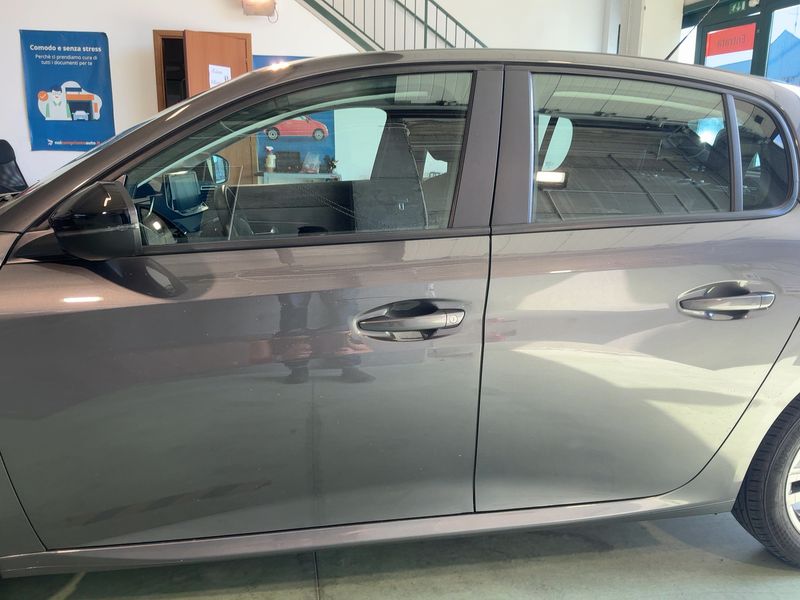 Peugeot 208 1.2 PureTech Active Pack 2022 – снимка 4