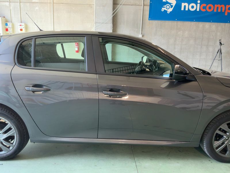 Peugeot 208 1.2 PureTech Active Pack 2022 – снимка 10