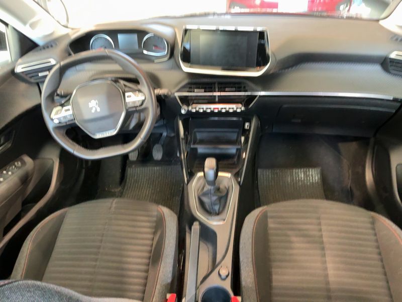 Peugeot 208 1.2 PureTech Active Pack 2022 – снимка 17