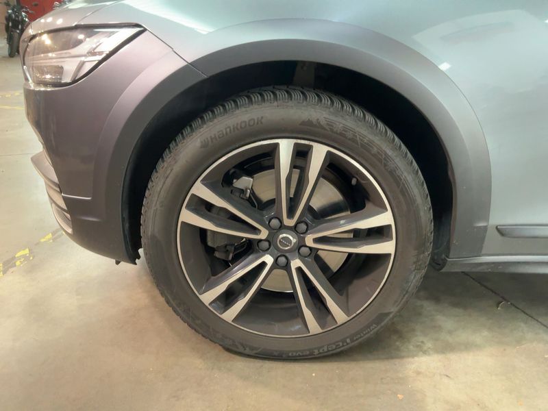 Volvo V90 Cross Country 2.0 D5 Pro AWD 2017 – снимка 3