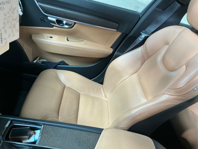 Volvo V90 Cross Country 2.0 D5 Pro AWD 2017 – снимка 22