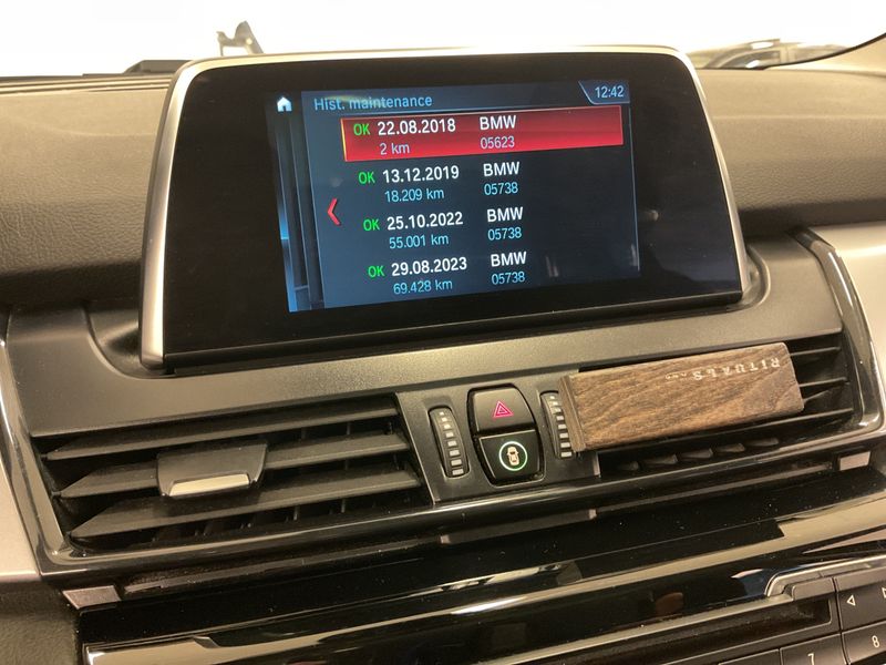 BMW 2er 216d Gran Tourer Advantage 2018 – снимка 22