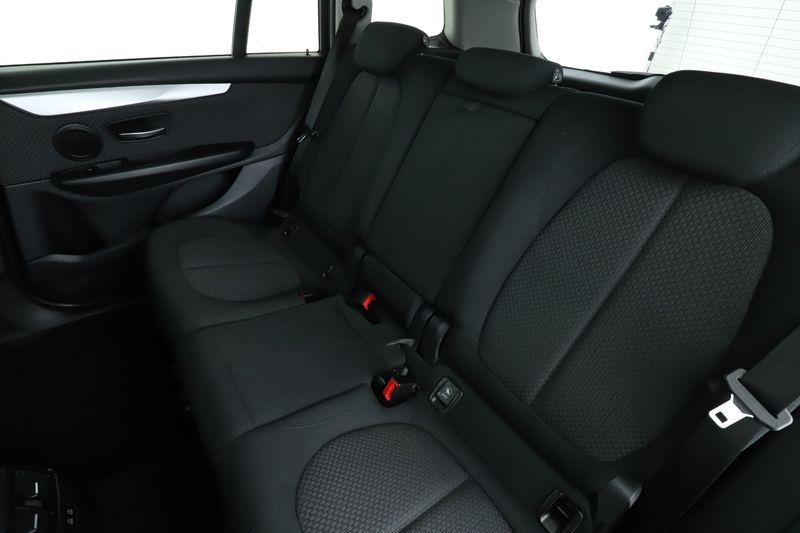 BMW 2er 216d Gran Tourer Advantage 2018 – снимка 19