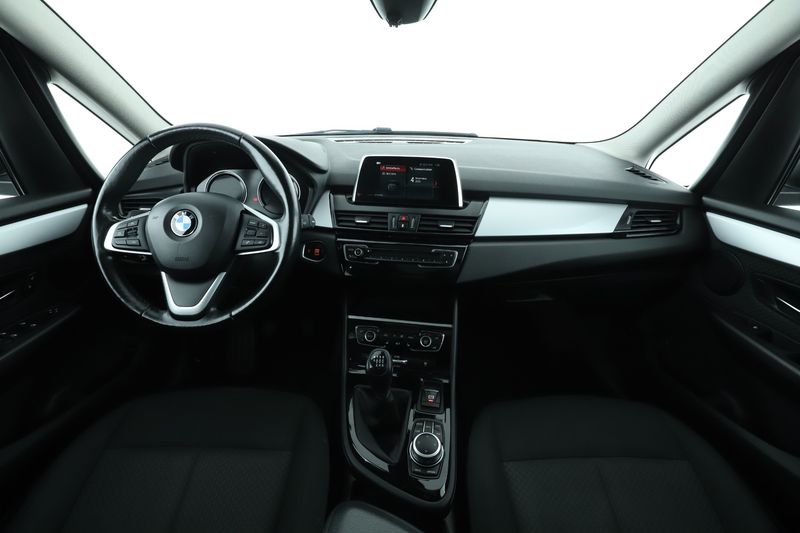 BMW 2er 216d Gran Tourer Advantage 2018 – снимка 17