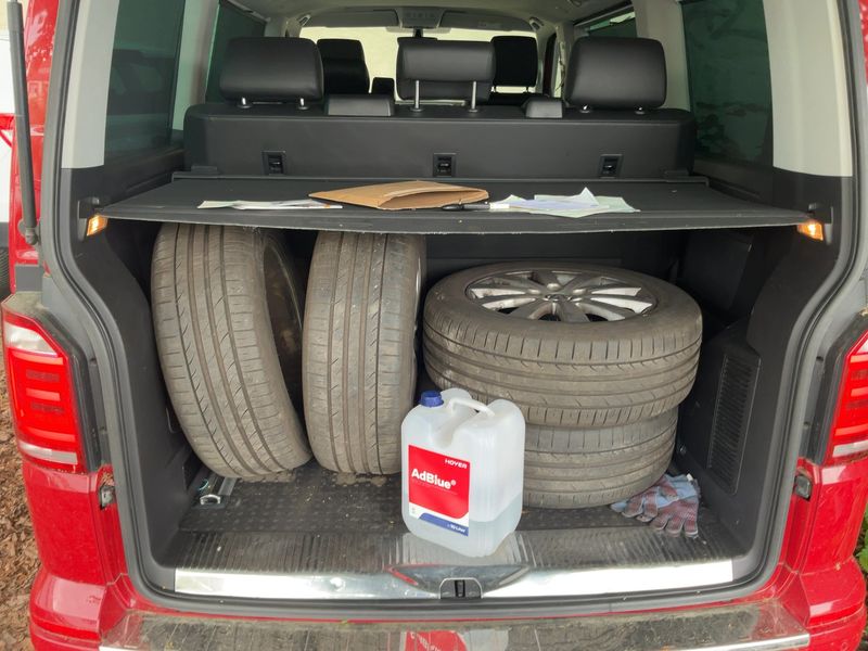 Volkswagen T6 Multivan 2.0 TDI Generation Six 2016 – снимка 16