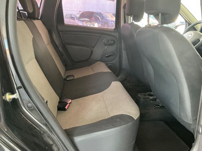 Dacia Duster 1.2 TCe Ambiance 4x2 2015 – снимка 19