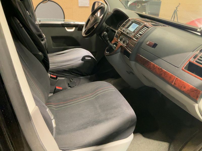 Volkswagen T5 Transporter 2.0 TDI Kasten 4Motion 2013 – снимка 17