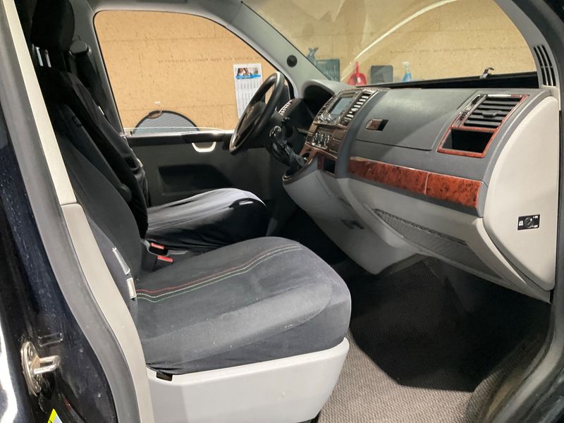 Volkswagen T5 Transporter 2.0 TDI Kasten 4Motion 2013 – снимка 33