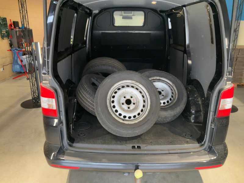 Volkswagen T5 Transporter 2.0 TDI Kasten 4Motion 2013 – снимка 16