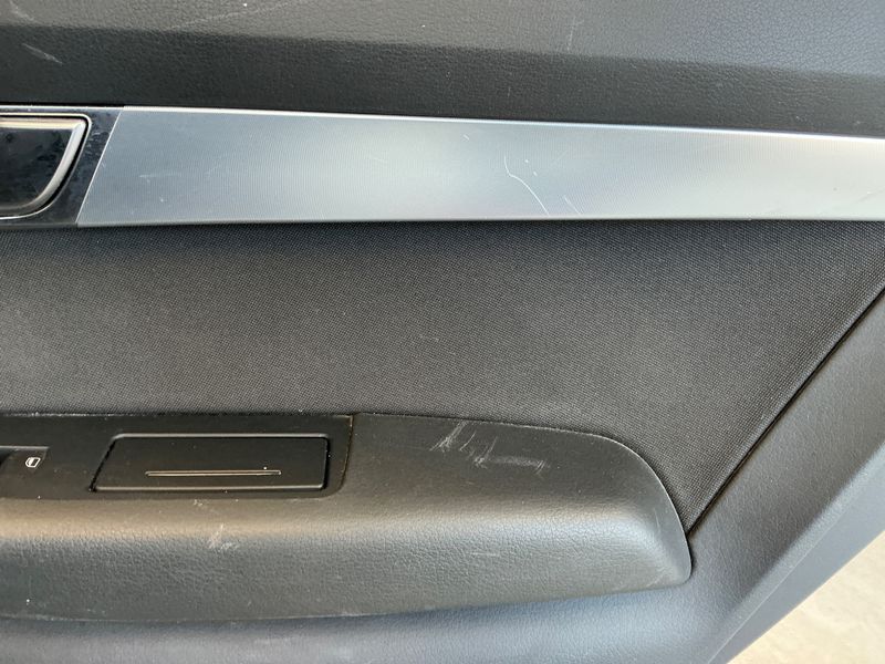 Audi A6 2.0 TDI 2010 – снимка 35