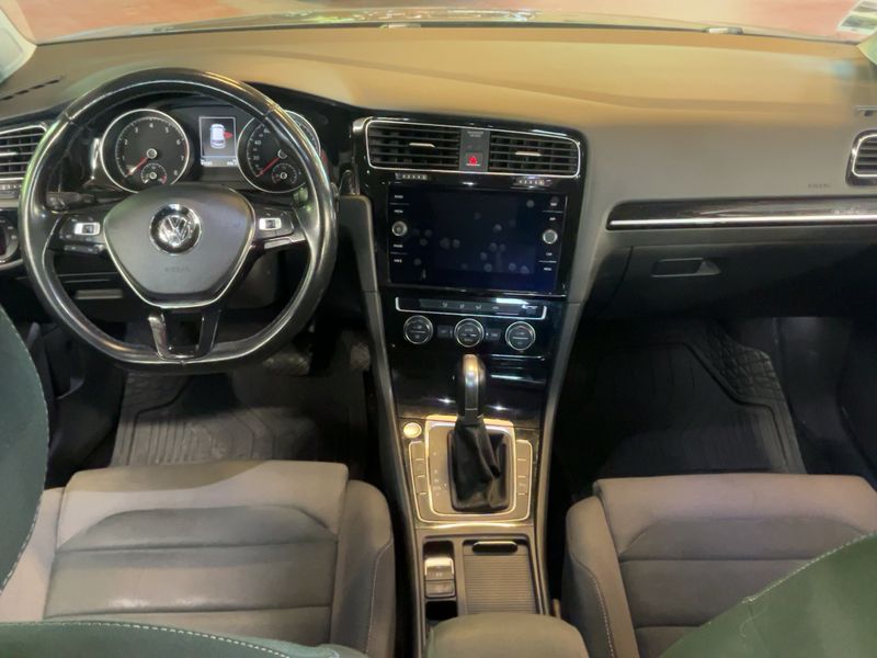 Volkswagen Golf VII 1.5 TSI ACT Carat BlueMotion Tech 2017 – снимка 17