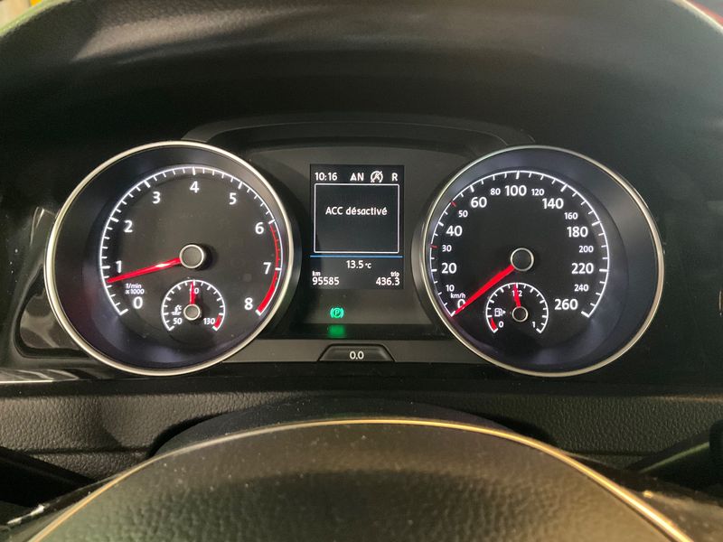 Volkswagen Golf VII 1.5 TSI ACT Carat BlueMotion Tech 2017 – снимка 18