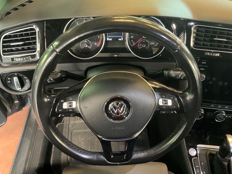 Volkswagen Golf VII 1.5 TSI ACT Carat BlueMotion Tech 2017 – снимка 28