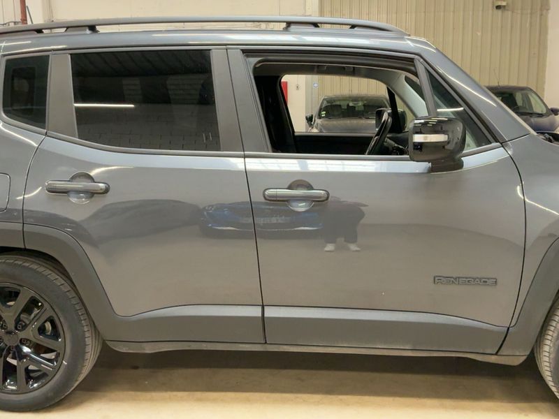 Jeep Renegade 1.5 GSE T4 e-Hybrid S FWD 2022 – снимка 10