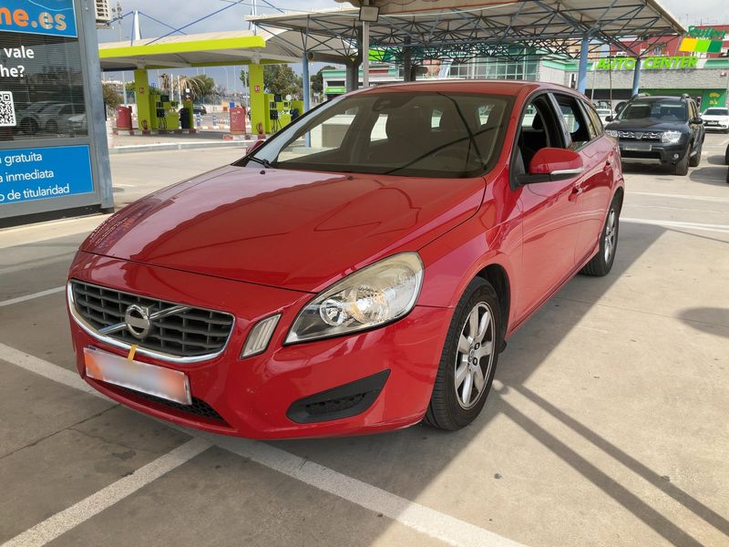 Volvo V60 2.0 D4 Kinetic 2012 – снимка 1