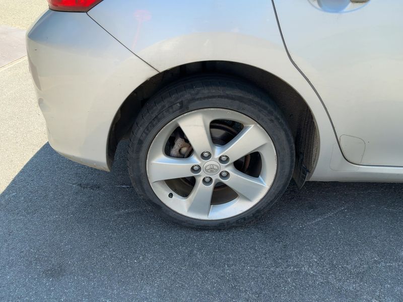 Toyota Auris 1.8 Hybrid Life 2011 – снимка 9
