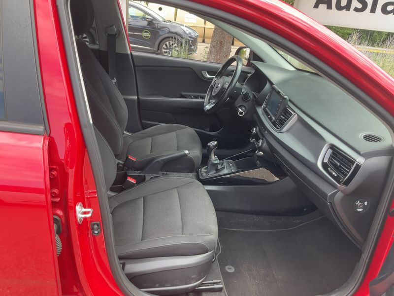 Kia Rio 1.0 TGDI Dream Team 2018 – снимка 16