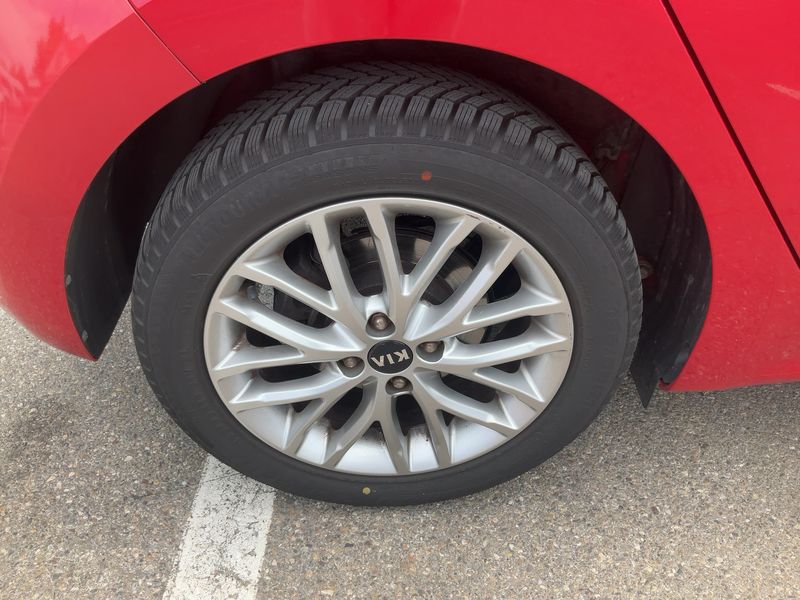 Kia Rio 1.0 TGDI Dream Team 2018 – снимка 9
