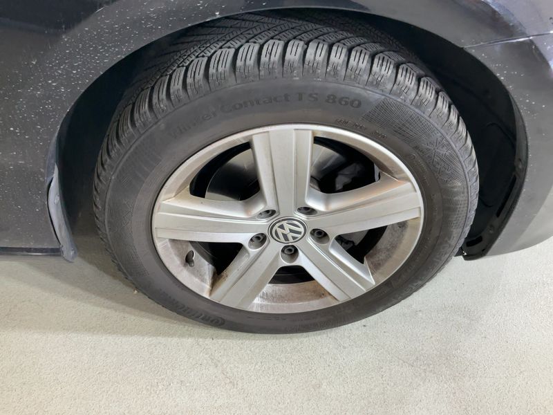 Volkswagen Golf VII 2.0 TDI Comfortline BlueMotion Tech 2016 – снимка 11