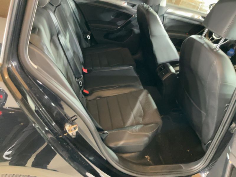 Volkswagen Golf VII 2.0 TDI Comfortline BlueMotion Tech 2016 – снимка 19