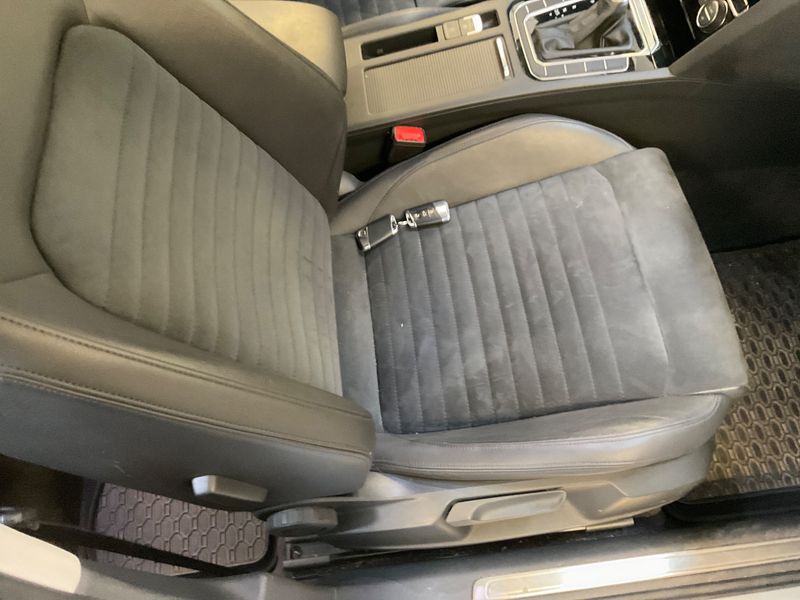 Volkswagen Passat 1.8 TSI Highline BlueMotion Tech 2017 – снимка 28