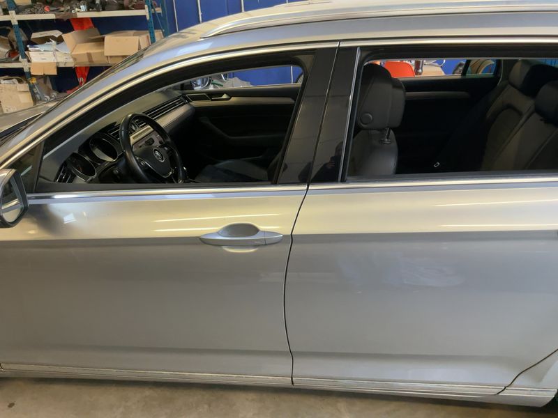 Volkswagen Passat 1.8 TSI Highline BlueMotion Tech 2017 – снимка 4