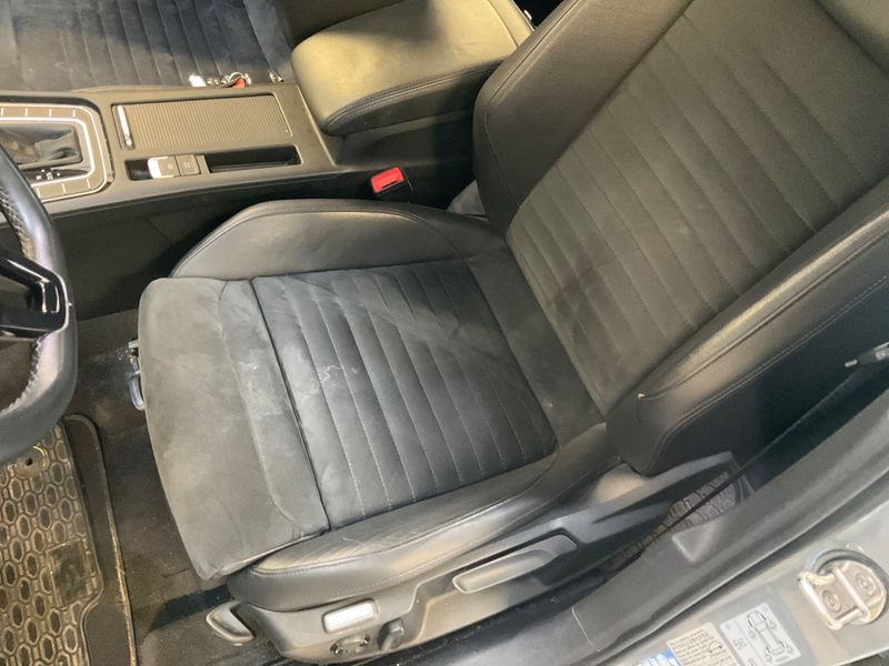 Volkswagen Passat 1.8 TSI Highline BlueMotion Tech 2017 – снимка 30