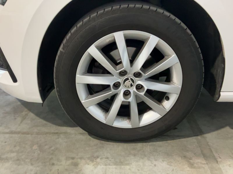 Skoda Scala 1.6 TDI Business 2019 – снимка 3