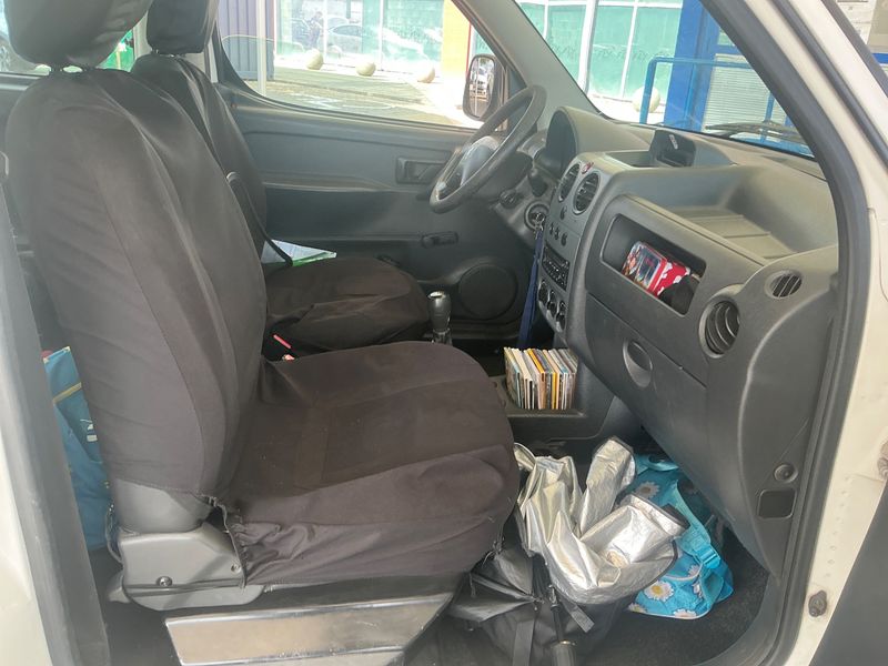 Peugeot Partner 1.6 HDi Origin 2010 – снимка 3