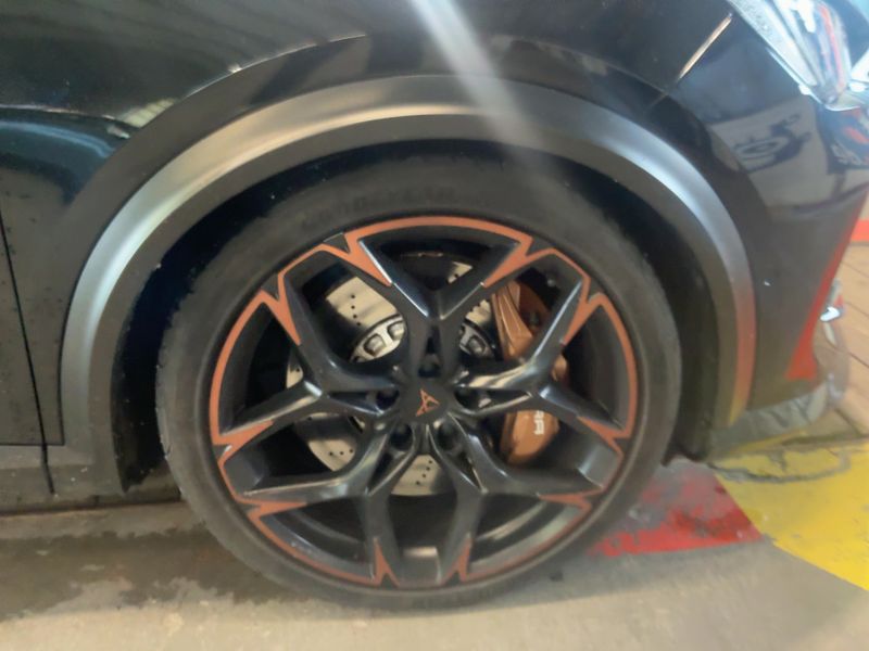 Cupra Formentor 2.5 TSI VZ5 4Drive 2023 – снимка 11