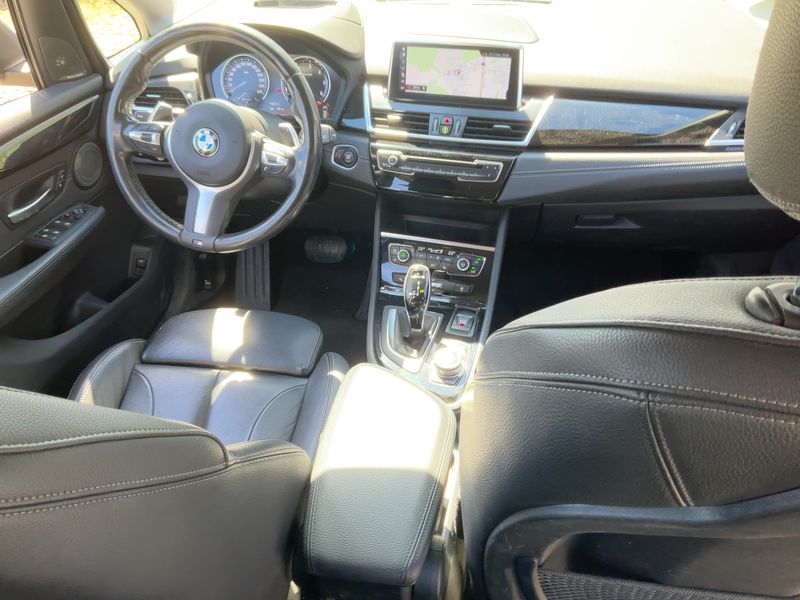 BMW 2er 220d Gran Tourer xDrive Sport Line 2020 – снимка 18