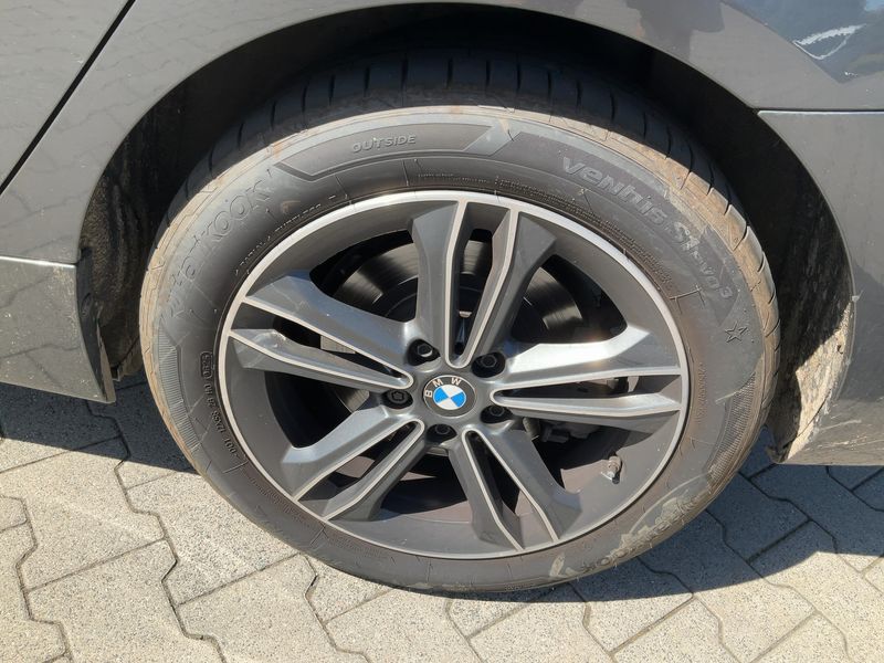 BMW 2er 220d Gran Tourer xDrive Sport Line 2020 – снимка 5