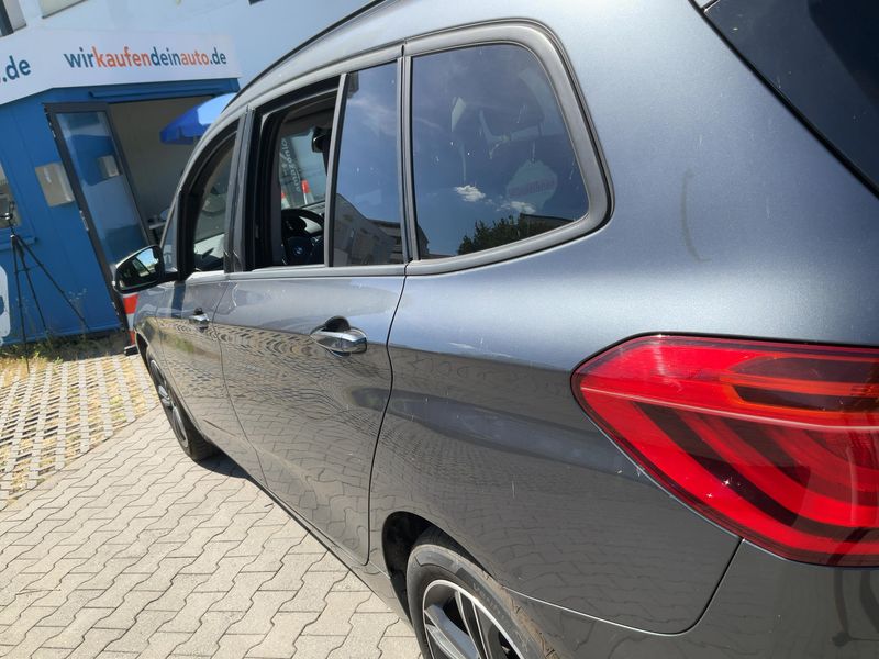 BMW 2er 220d Gran Tourer xDrive Sport Line 2020 – снимка 6