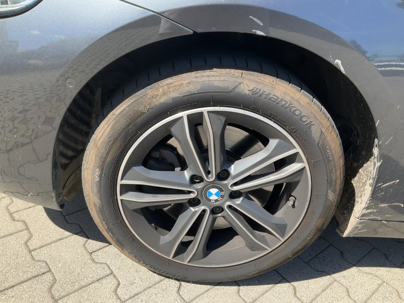 BMW 2er 220d Gran Tourer xDrive Sport Line 2020 – снимка 3