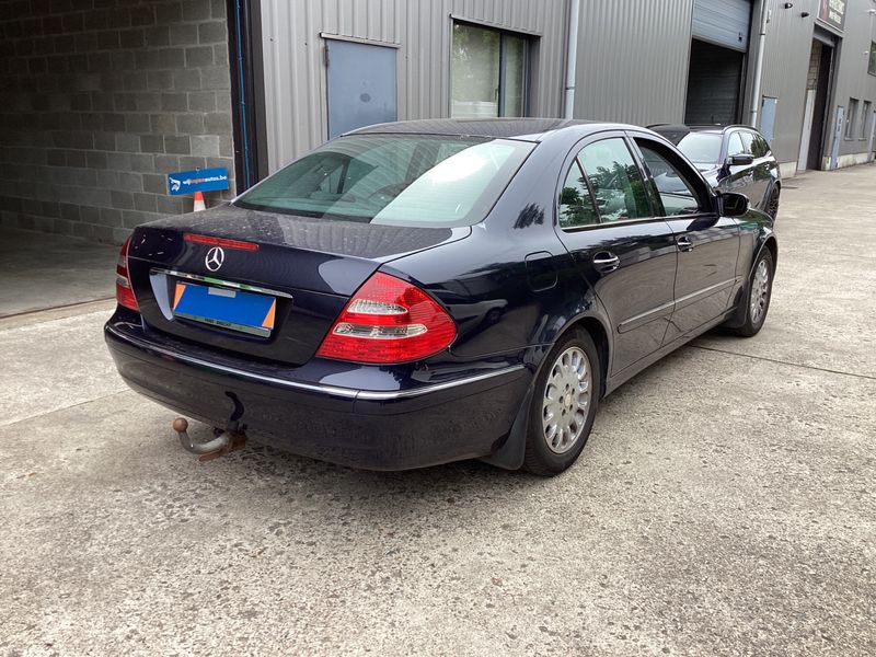 Mercedes-Benz E-Klasse E 220 CDI Elegance 2005 – снимка 2