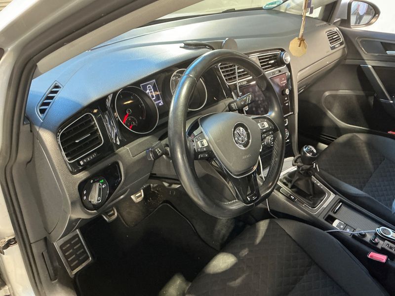 Volkswagen Golf VII 1.6 TDI Join 2019 – снимка 28