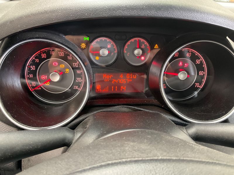 Fiat Punto 1.4 Easy Power LPG Street 2014 – снимка 4