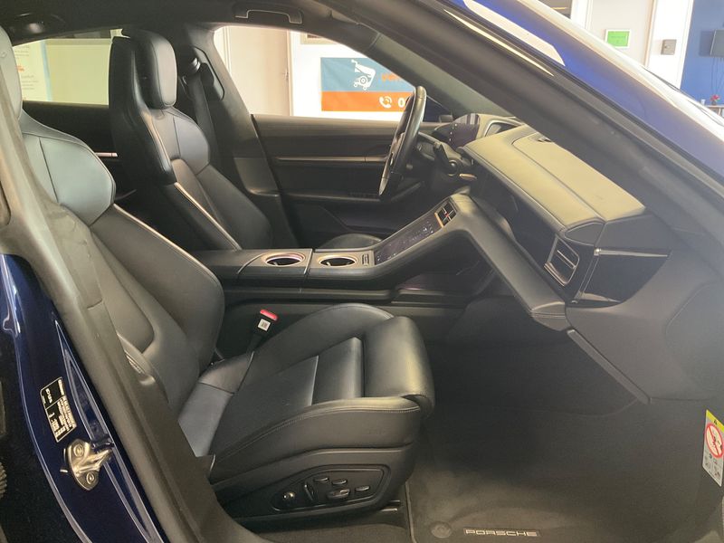 Porsche Taycan Turbo Turbo 2020 – снимка 16