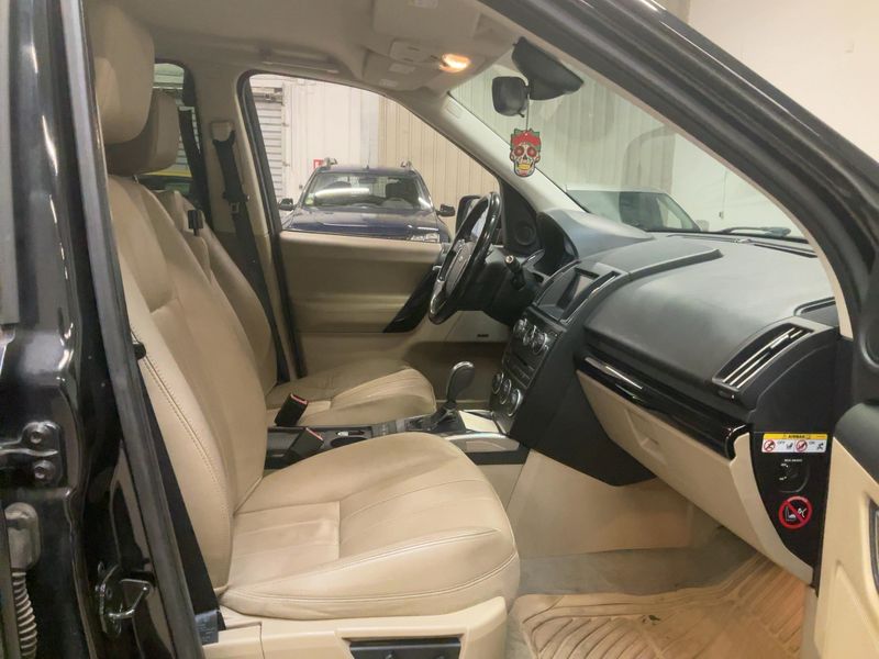 Land Rover Freelander 2.2 Td4 SE 2013 – снимка 16