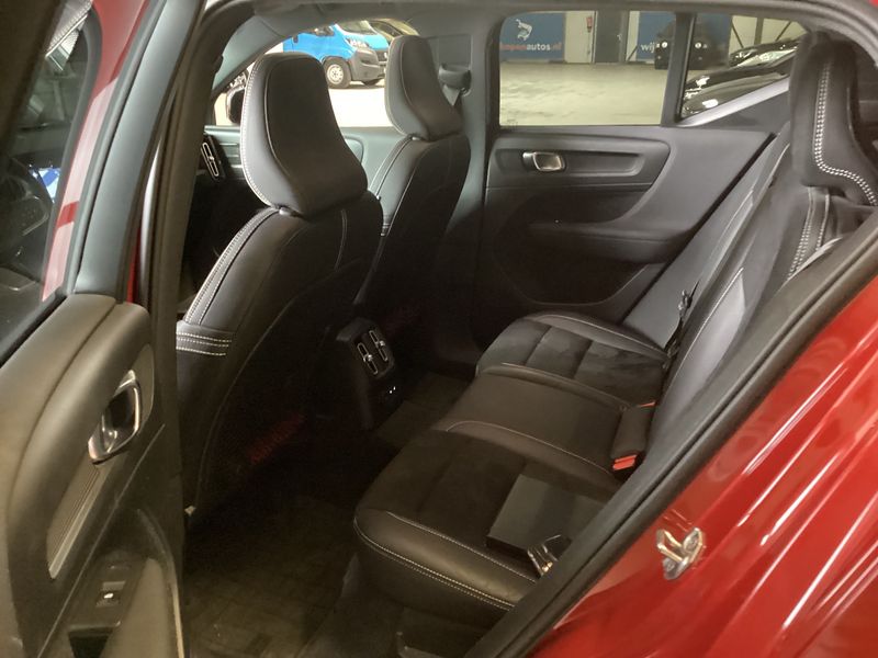 Volvo XC40 1.5 T5 Plug-in Hybrid R-Design 2WD 2020 – снимка 19