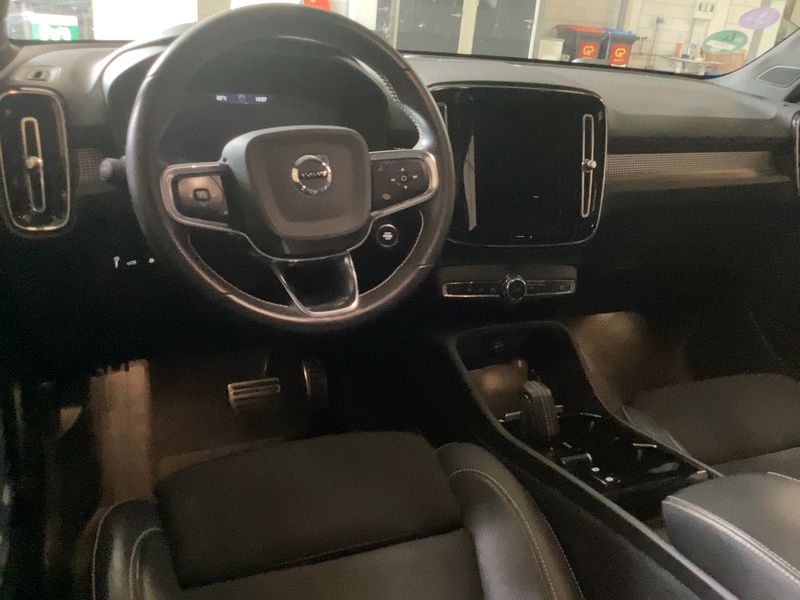 Volvo XC40 1.5 T5 Plug-in Hybrid R-Design 2WD 2020 – снимка 17