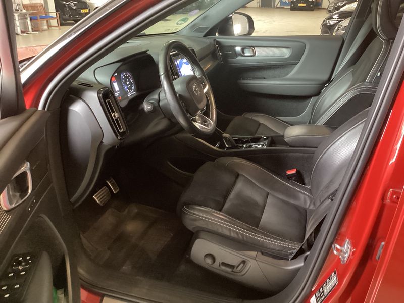 Volvo XC40 1.5 T5 Plug-in Hybrid R-Design 2WD 2020 – снимка 16