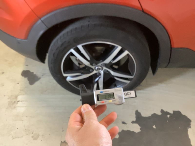 Volvo XC40 1.5 T5 Plug-in Hybrid R-Design 2WD 2020 – снимка 9