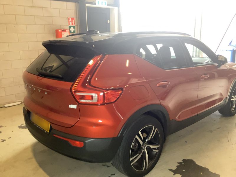 Volvo XC40 1.5 T5 Plug-in Hybrid R-Design 2WD 2020 – снимка 8