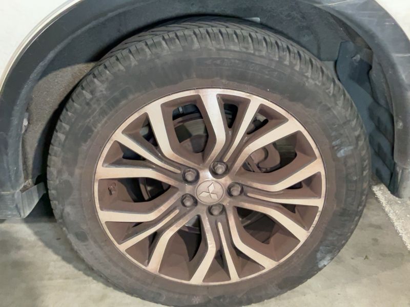 Mitsubishi Outlander 2.2 DI-D Instyle 2WD 2019 – снимка 5
