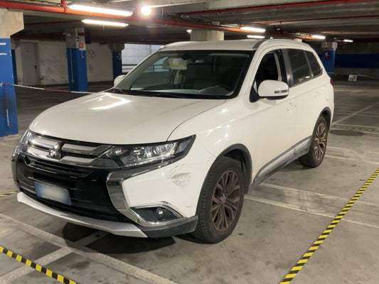 Mitsubishi Outlander 2.2 DI-D Instyle 2WD 2019 – снимка 1
