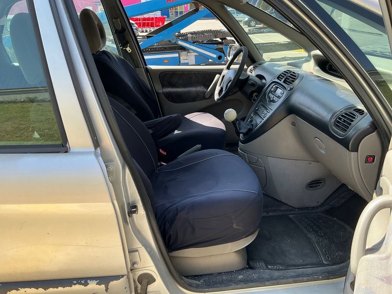 Citroen Xsara Picasso 1.6 2001 – снимка 3